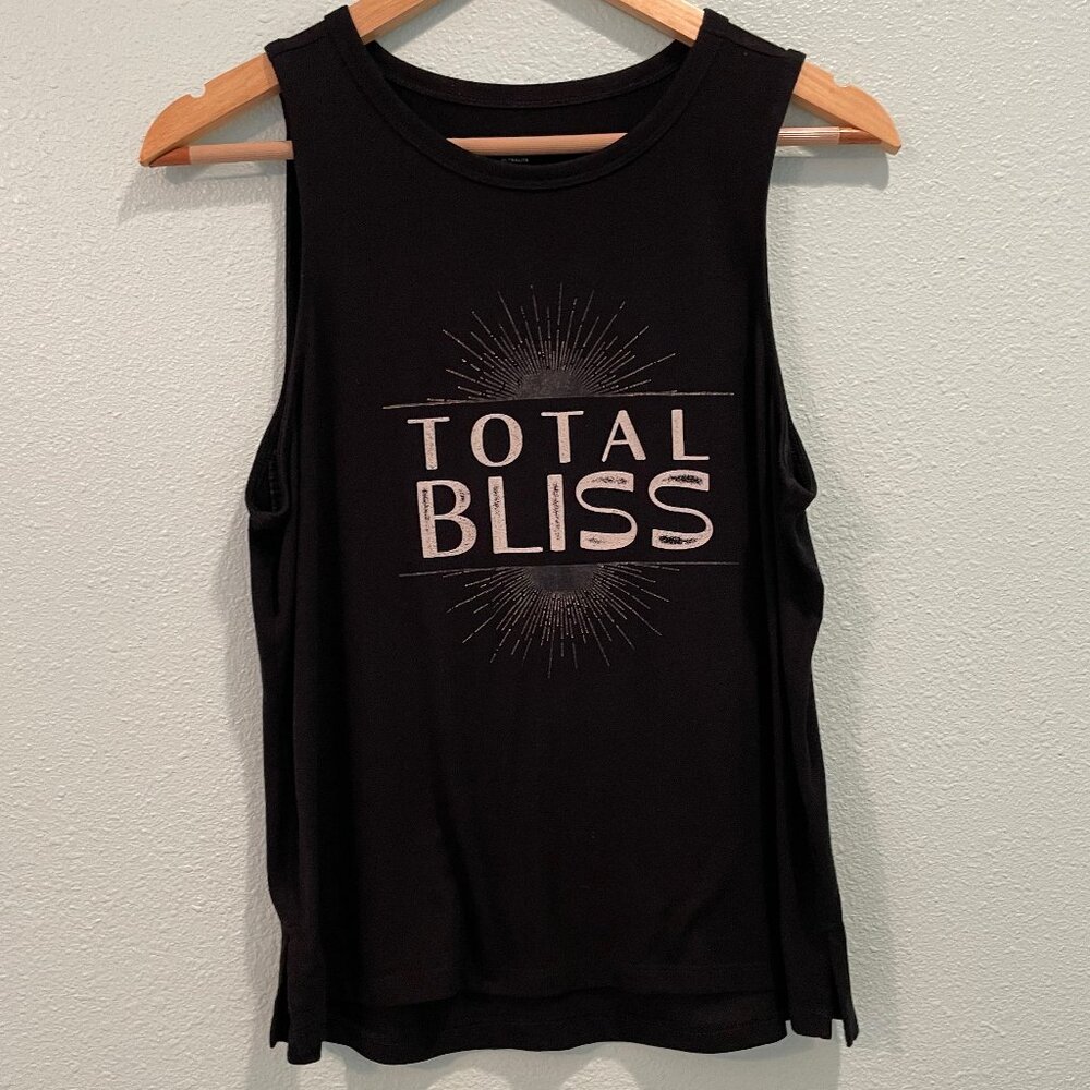 2- Old Navy Active tank tops, Ultra light cropped, Go Dry, size medium - Picture 3 of 5